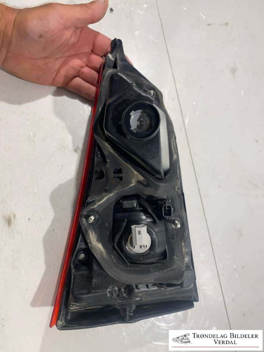 Baklykt høyre indre til Nissan Qashqai 2014-2021 (Type II)  (|P/N)