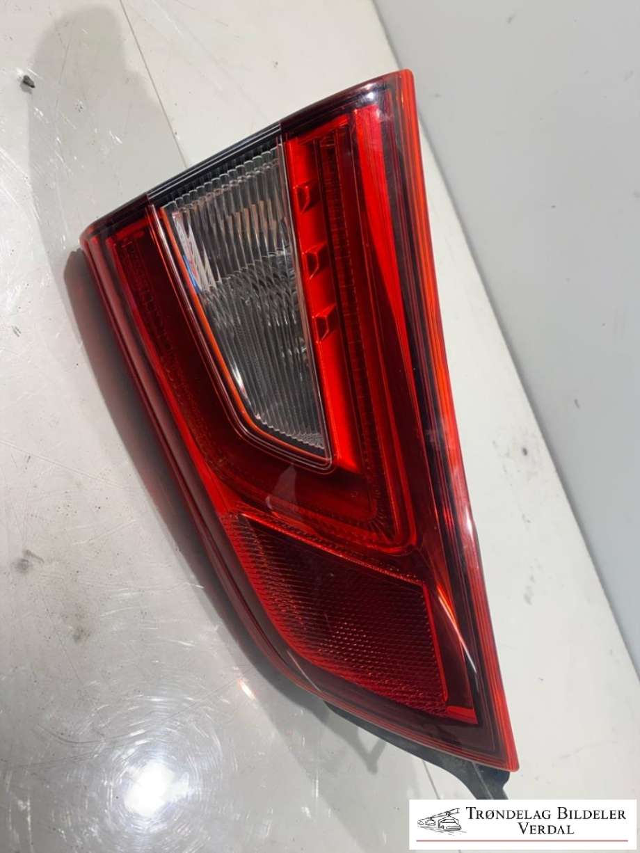 Baklykt venstre indre til Nissan Qashqai, 2014-2021 (Type II)  