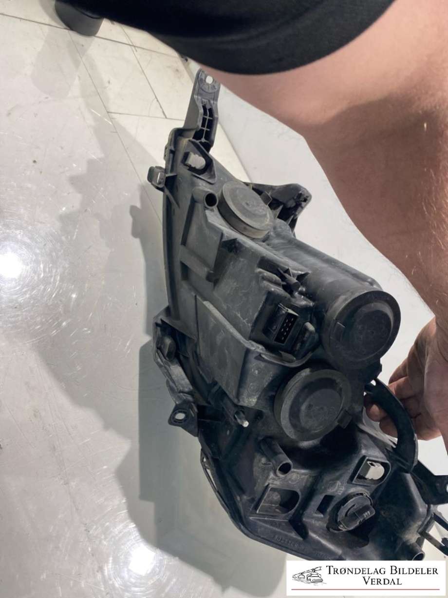 Frontlykt høyre halogen til Peugeot Expert 2007-2016 (Type II)  (89901160|)