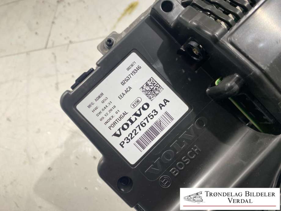 Instrumentpanel til Volvo V90 / V90 CC / S90 2016-->>  (32276753AA|)