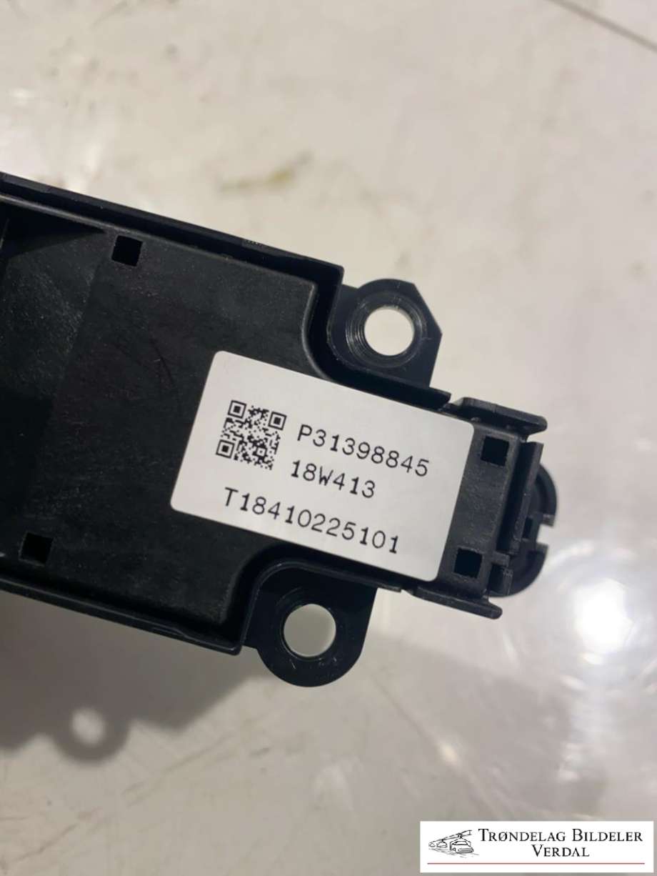 Bilstereo betjeningspanel til Volvo V90 / V90 CC / S90 2016-->>  (31398845|)