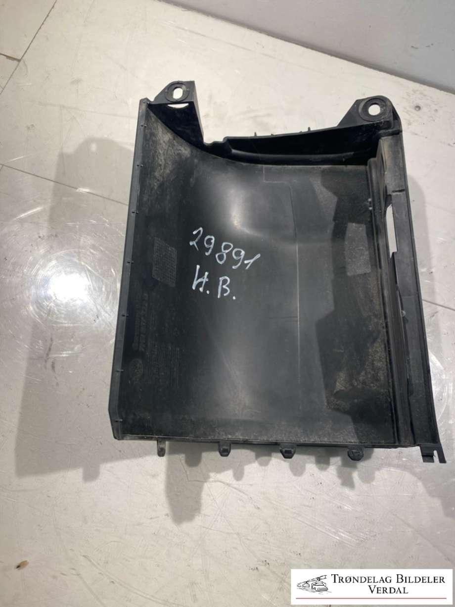 Støtfangerving høyre bak til VW Transporter / Caravelle 2009-2015 (Fase 2) (T5) (T5) (7H0807322D|)
