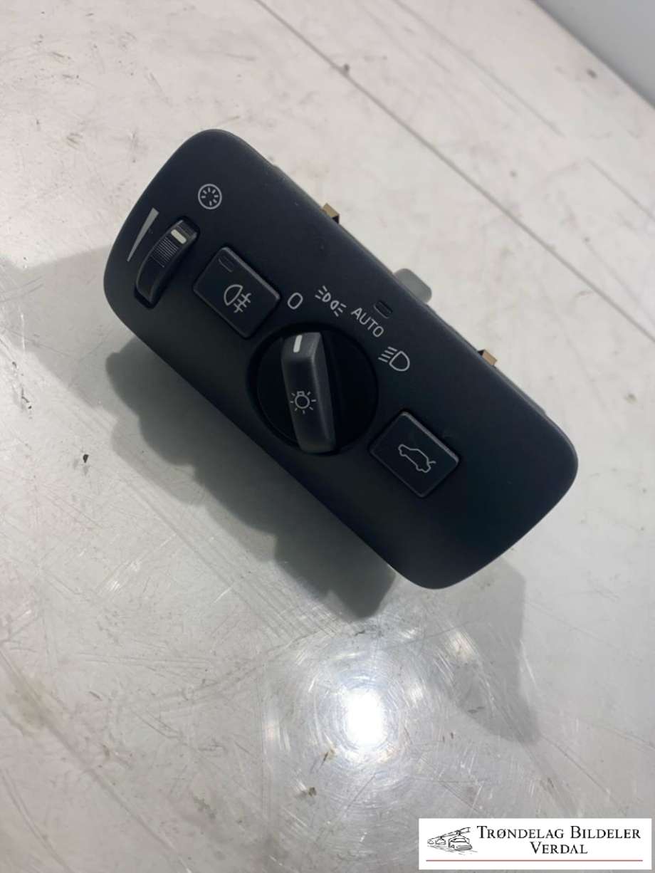 Bryter lys til Volvo V40 2012-2019 (30739424|)