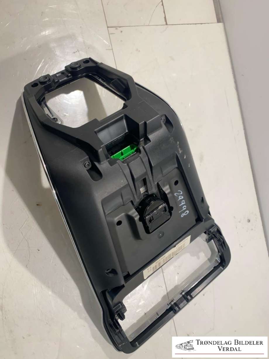 Bilstereo navigasjon betjeningspanel til Volvo V40 2012-2019 (2643619Y5CS|)