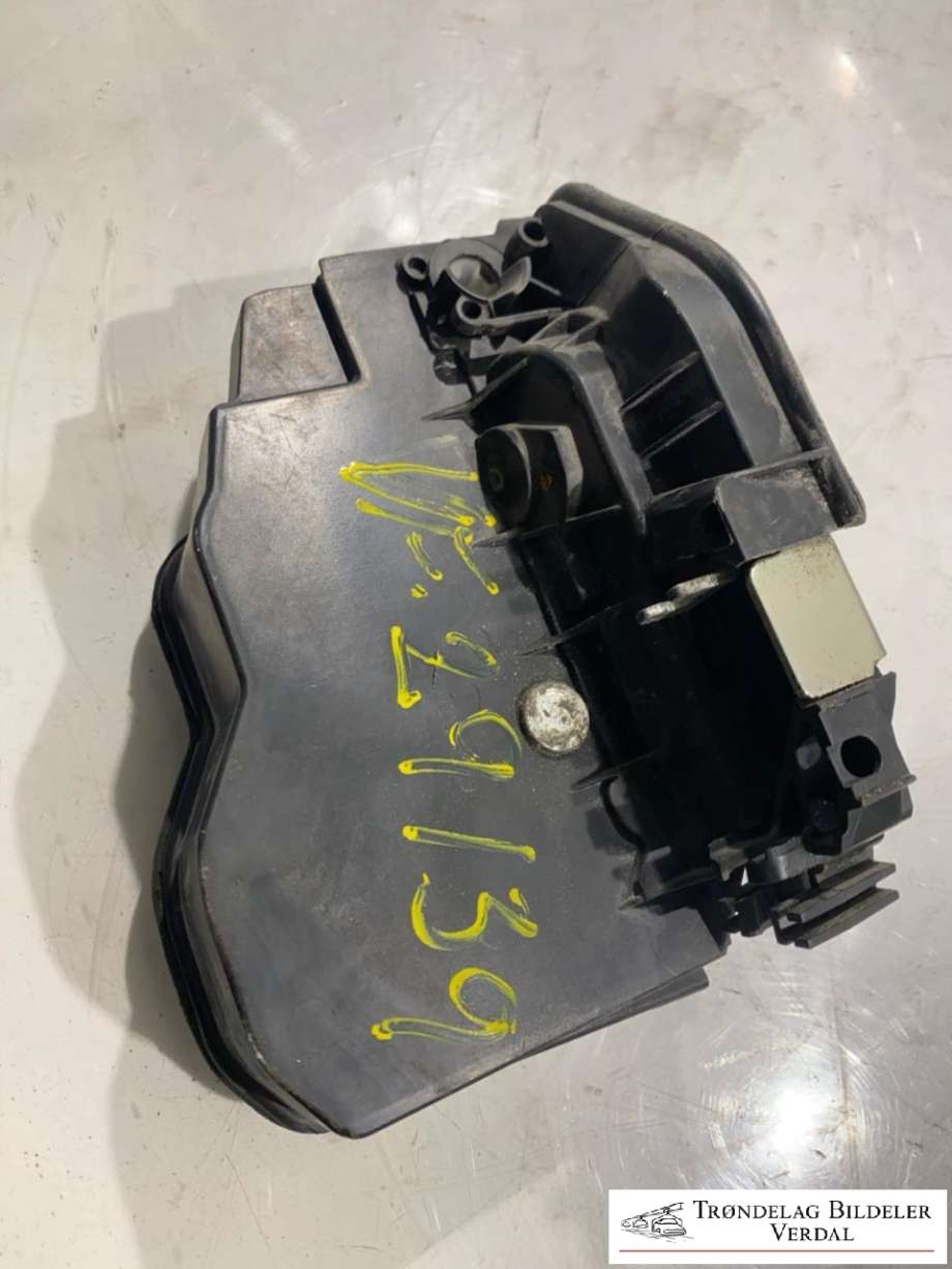 Låsekasse venstre foran til BMW X3 2007-2010 (Fase 2) (E83) (E83) (7202149|)