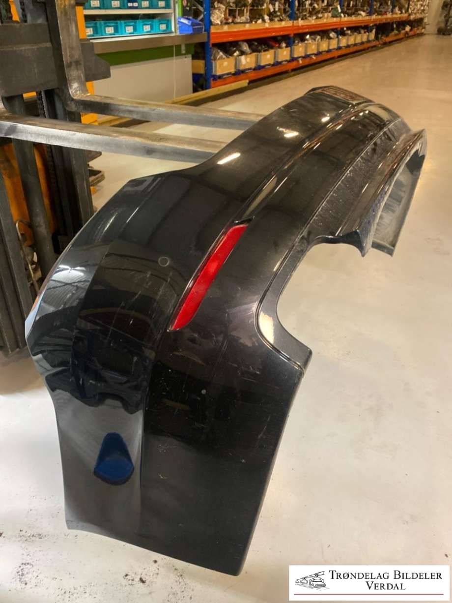 Støtfanger bak til BMW 5-Serie 2010-2017 (F10/F11) (F10/F11) (724037210|)