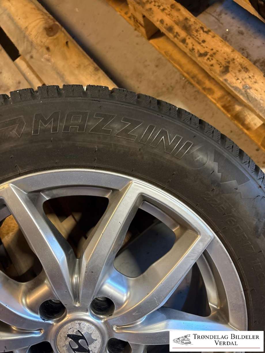 Hjulsett aluminium vinter til Hyundai Tucson 2015-2020  (MAZZINI|225/60R17|DOT: 2023|DYBDE  7|5MM)