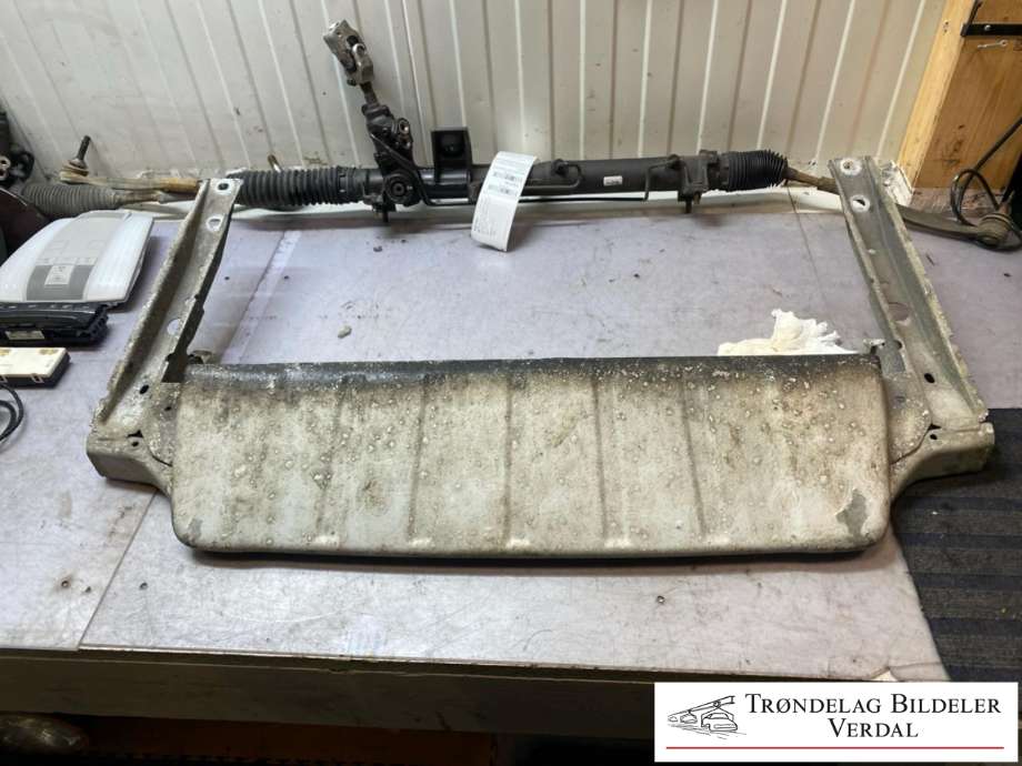 Motorplate under motor til Volvo XC90 2007-2014 (Type I, Fase 2)  (|P/N)