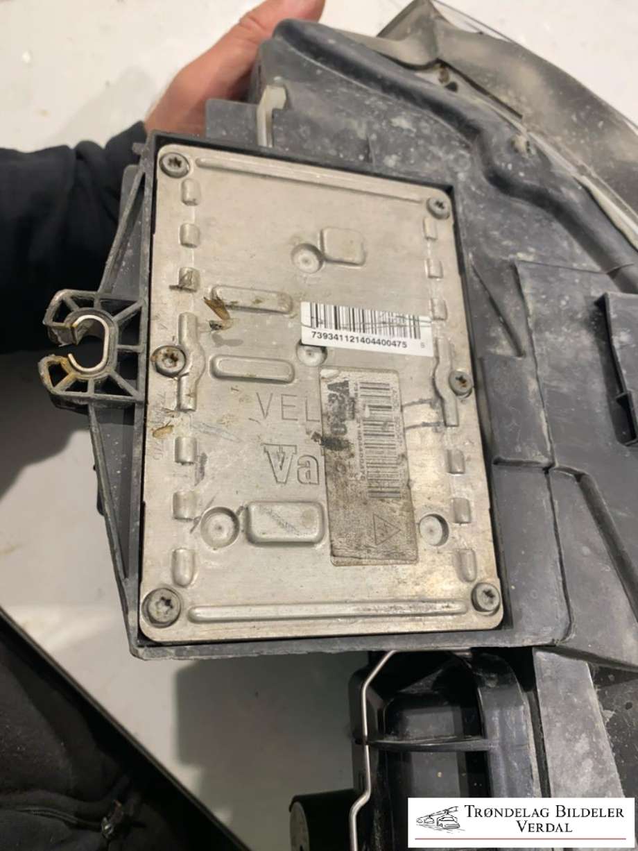 Frontlykt høyre xenon til Audi A4 2004-2008 (Type III) (B7) (B7)