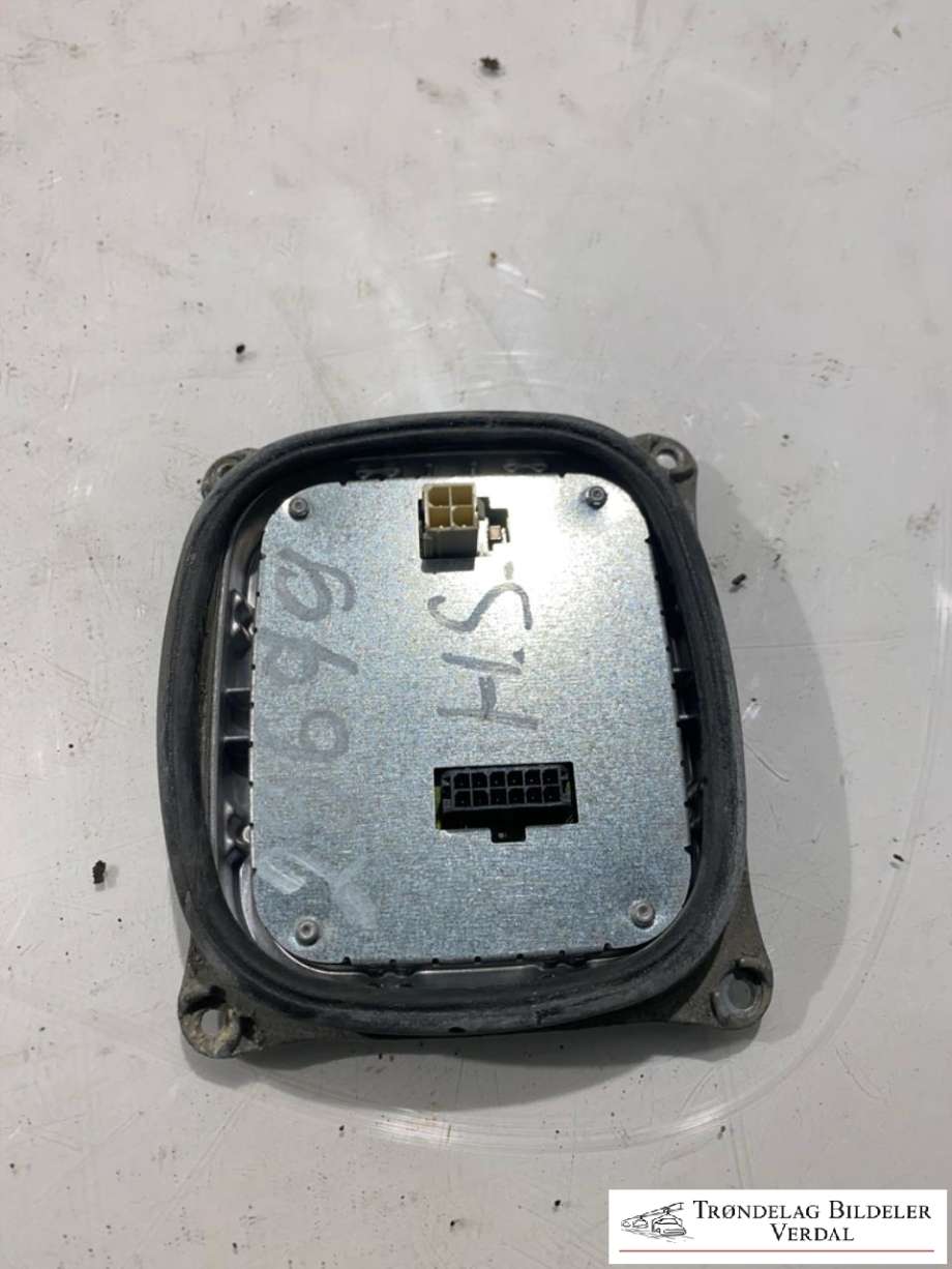 Styreenhet xenon/ballast til Mercedes S-Klasse 2005-2013 (W221) (W221) (2218706389|)