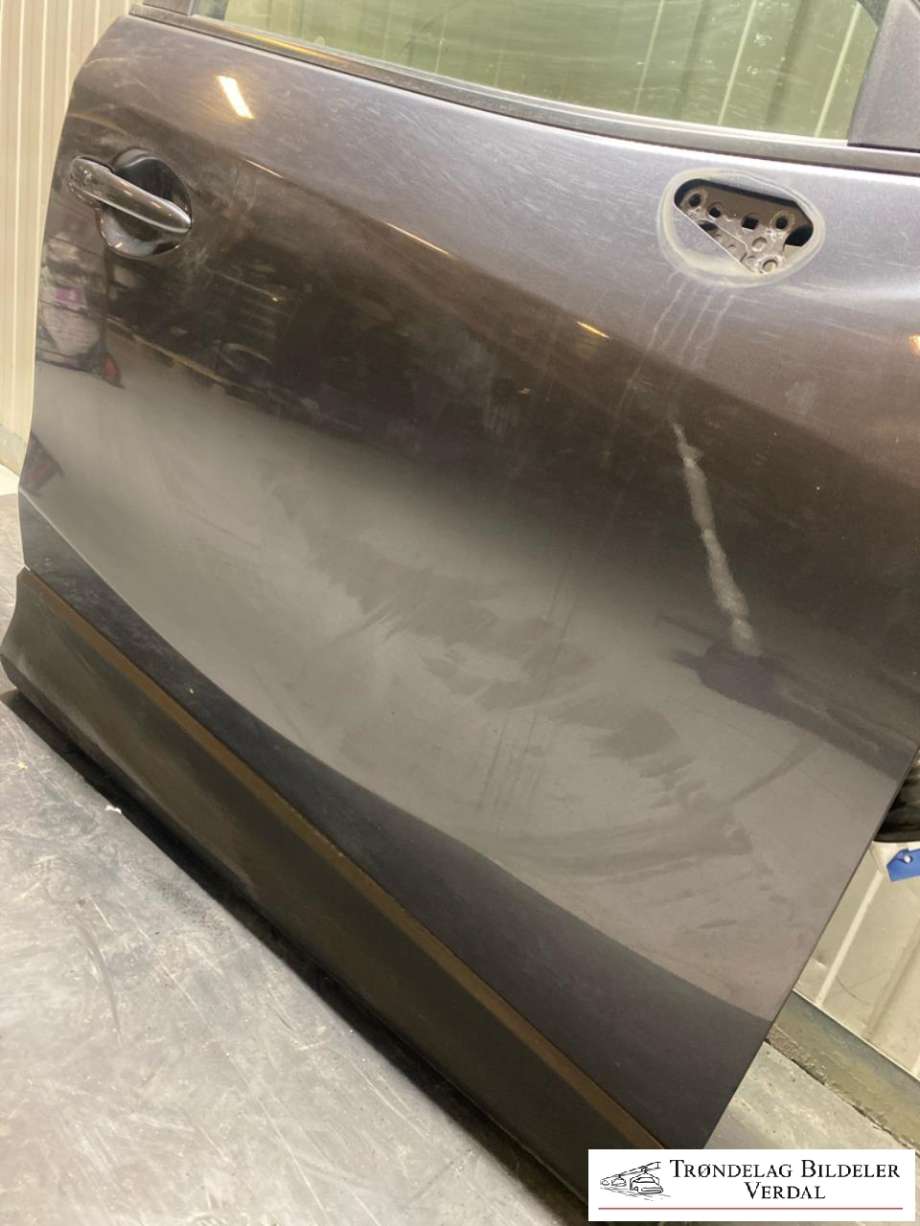 Dør høyre foran til Mazda CX-5 2012-2017 (Type I)  (KDY35802XJ|)