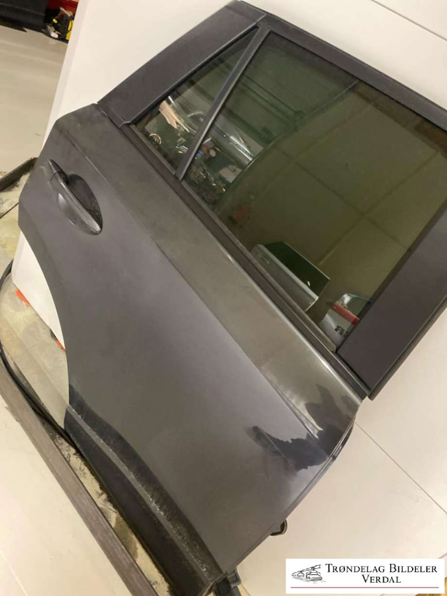 Dør høyre bak til Mazda CX-5 2012-2017 (Type I)  (KDY37202XC|)