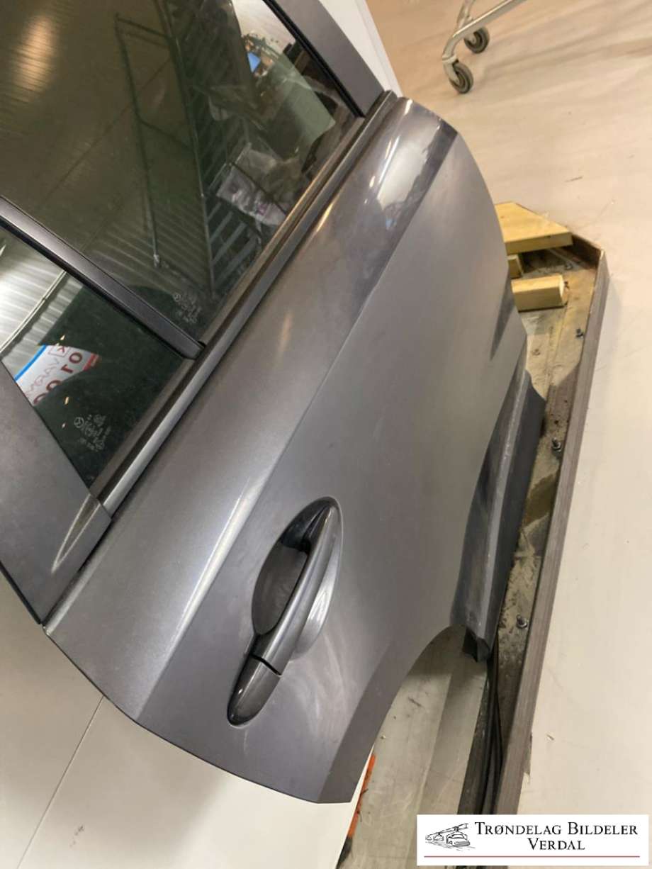 Dør høyre bak til Mazda CX-5 2012-2017 (Type I)  (KDY37202XC|)