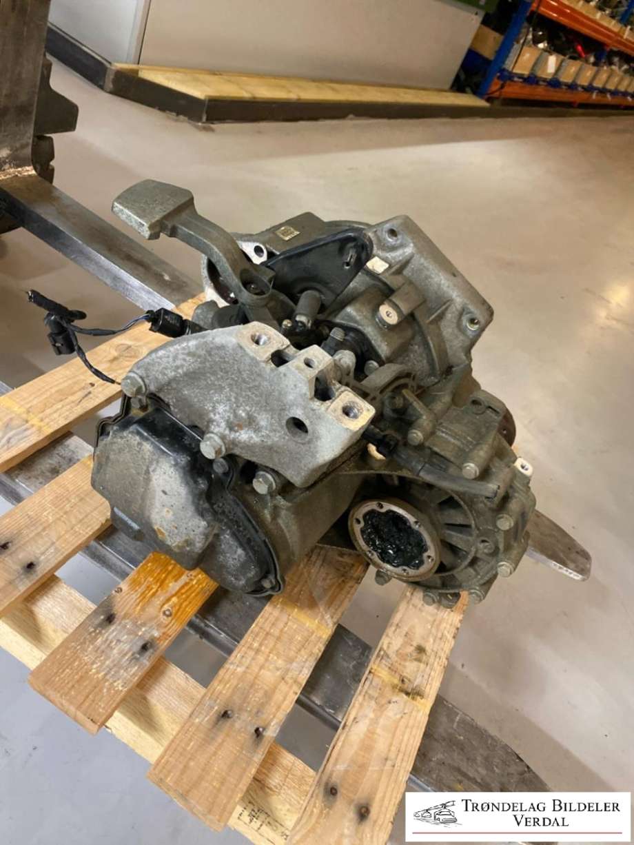 Girkasse manuell til VW Golf VII 2012-2017 (Fase 1)  (0A4 300 047 K|)