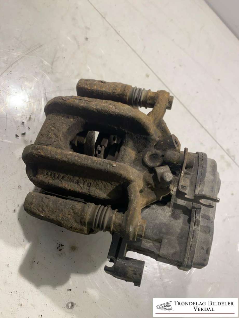 Bremsecaliper høyre bak, elektrisk til BMW 5-Serie, 2010-2017 (F10/F11) (F10/F11)