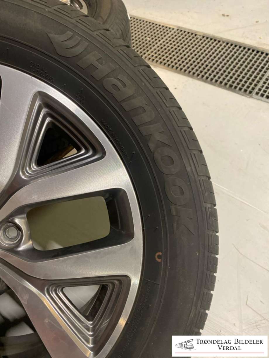 Hjulsett aluminium sommer til Kia Sportage 2010-2016 (Type III) (HANKOOK|225/60R17|DOT: 0315|DYBDE: 6)