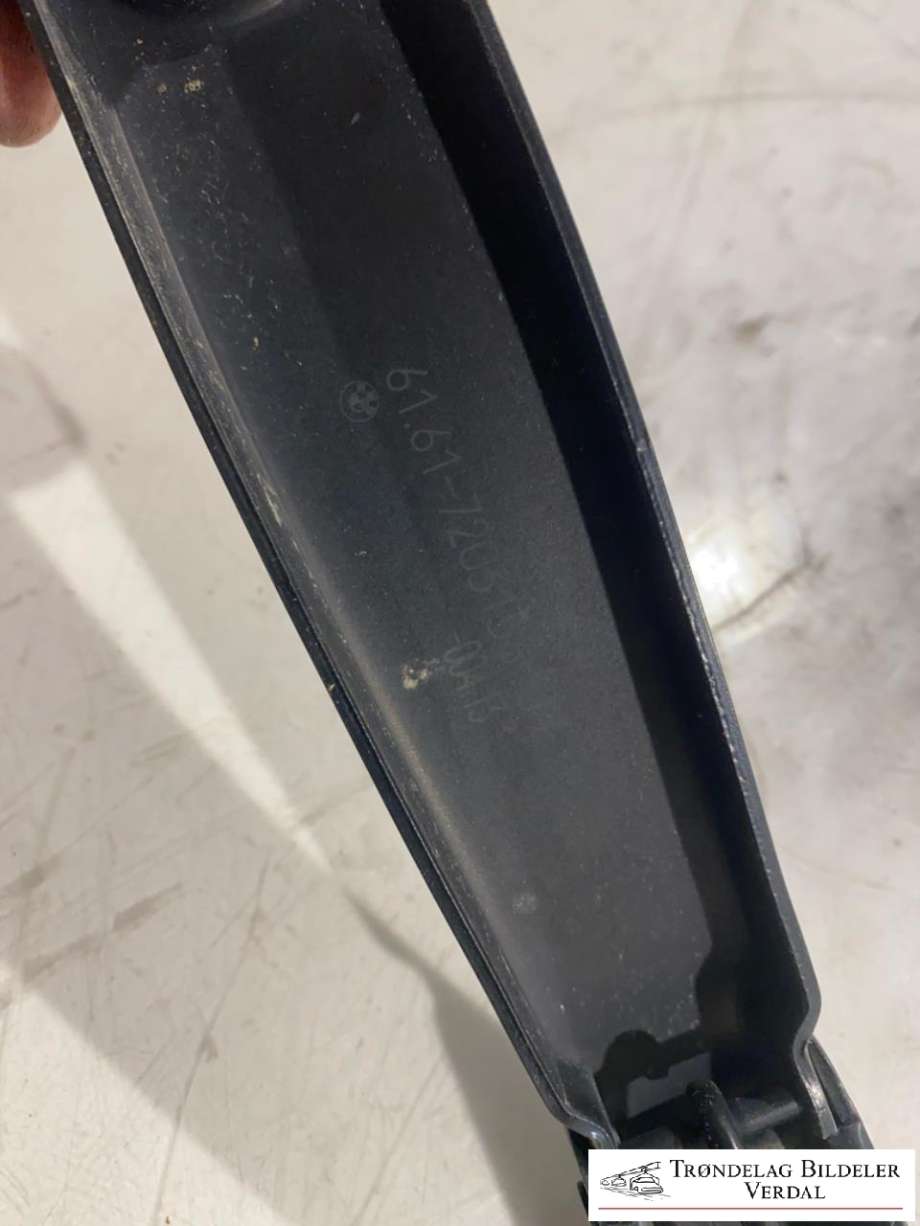 Viskerarm frontrute høyre til BMW 5-Serie 2010-2017 (F10/F11) (F10/F11) (2620|6161720315604|)