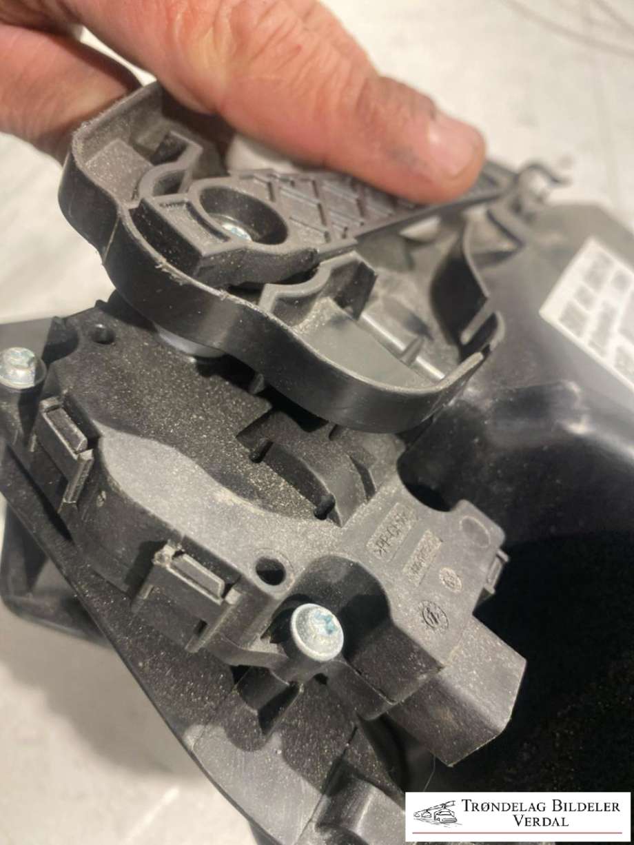 Varmeapparat diverse til BMW 5-Serie 2010-2017 (F10/F11) (F10/F11) (6411924817104|)