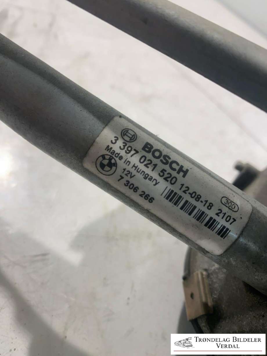 Viskermotor frontrute komplett m/overføring til BMW 5-Serie 2010-2017 (F10/F11) (F10/F11) (7308771|7306266|3397021520)
