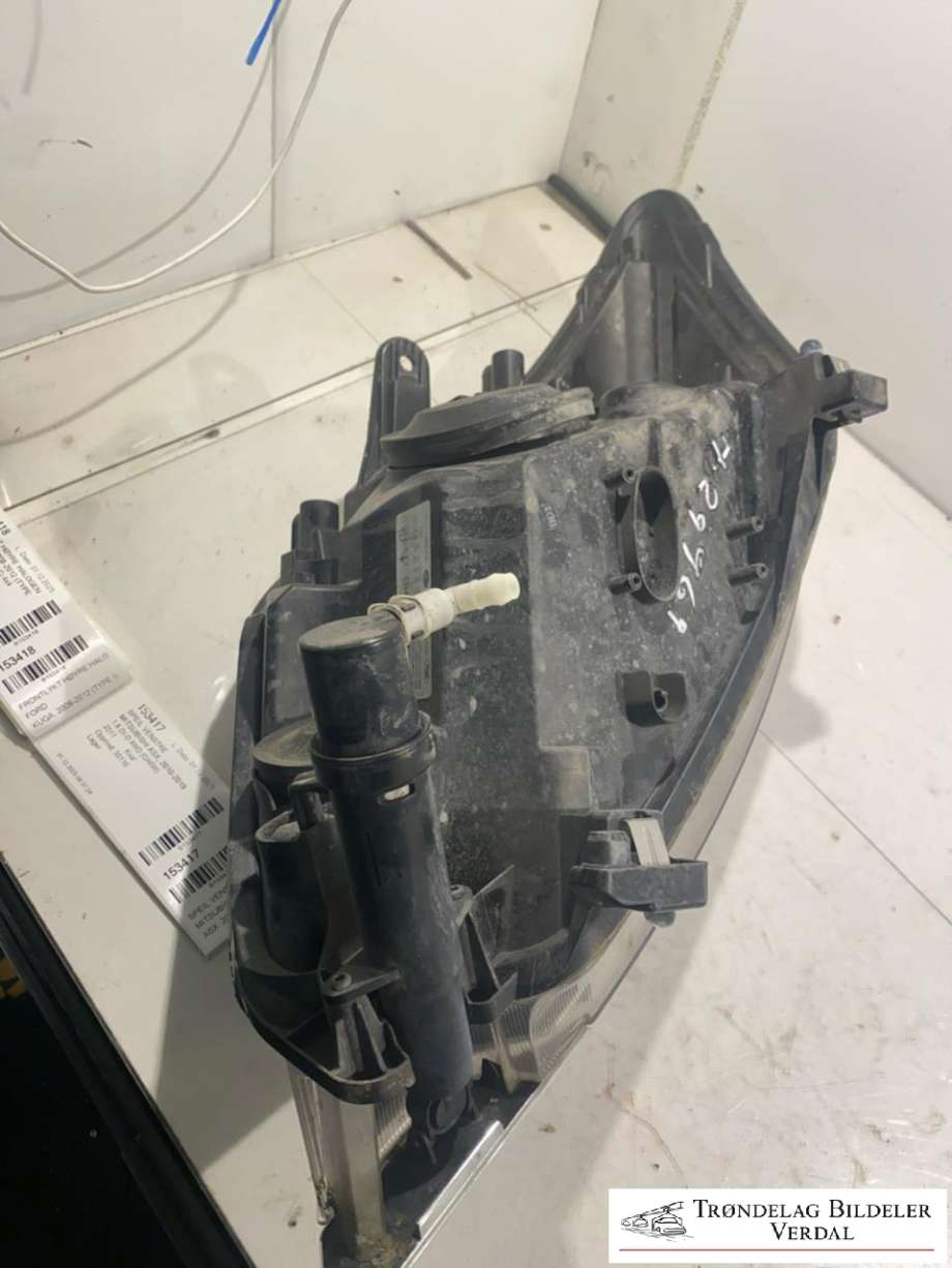 Frontlykt høyre halogen til Ford Kuga 2008-2012 (Type I) (1EJ00969662|8V4113W026CF|)
