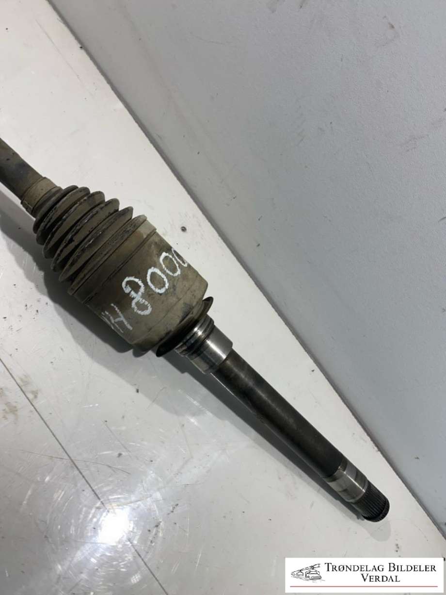 Drivaksel høyre foran, diesel/automat til Mercedes ML 2005-2011 (W164) (W164) (|P/N)