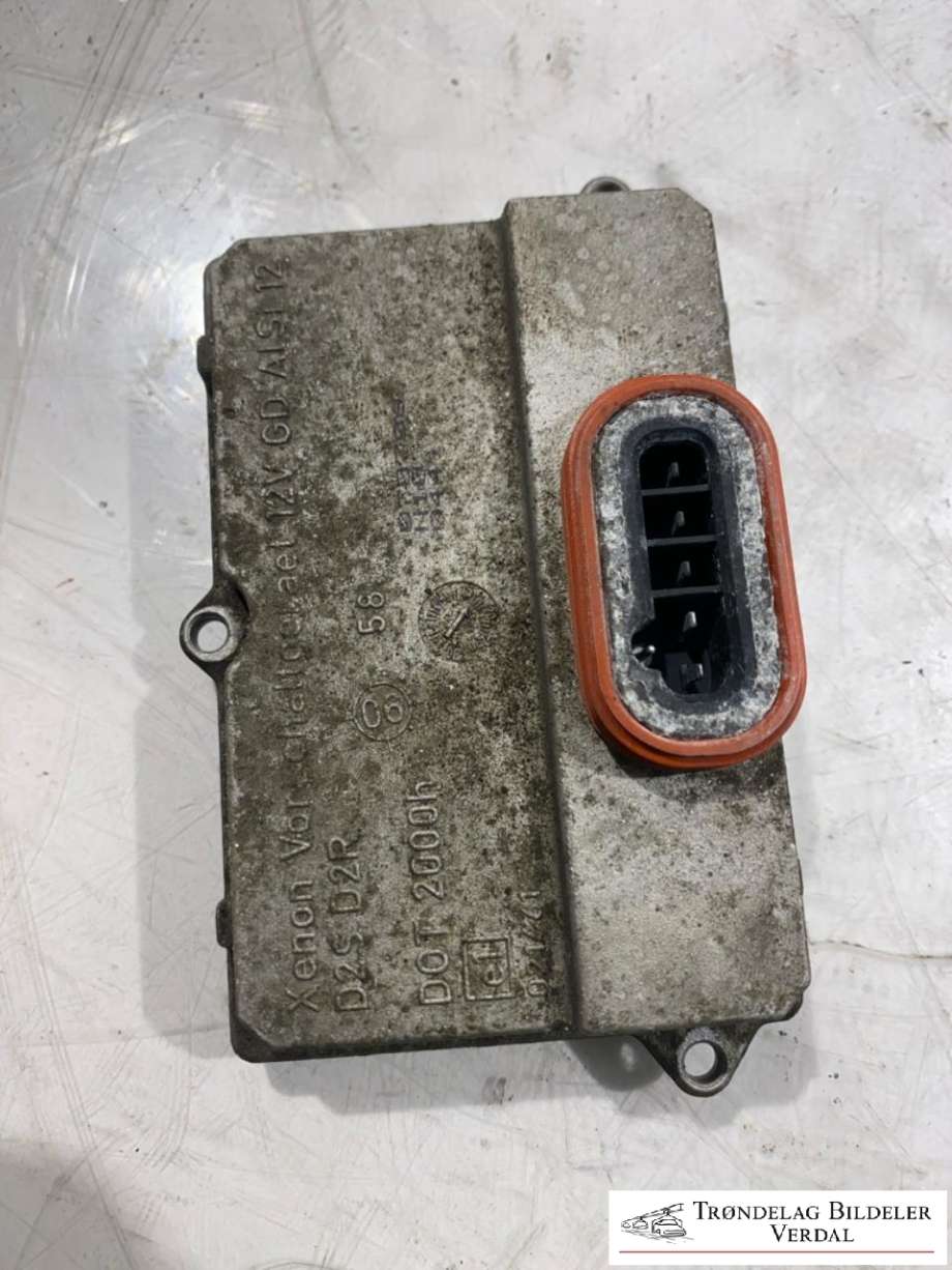 Styreenhet xenon/ballast til Mercedes ML 2005-2011 (W164) (W164) (5DV00829000|)