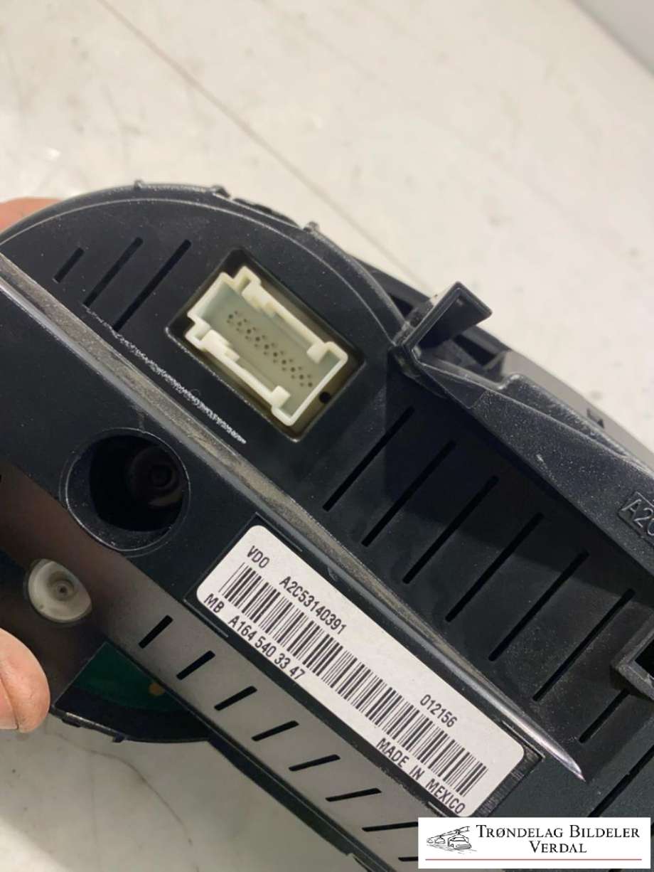 Instrumentpanel til Mercedes ML 2005-2011 (W164) (W164) (1645403347|)