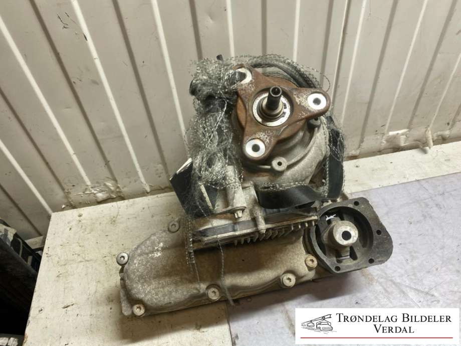 Girkasse 4WD fordelingskasse til BMW X1 2009-2015 (E84) (E84) (27 10 7 643 748|)