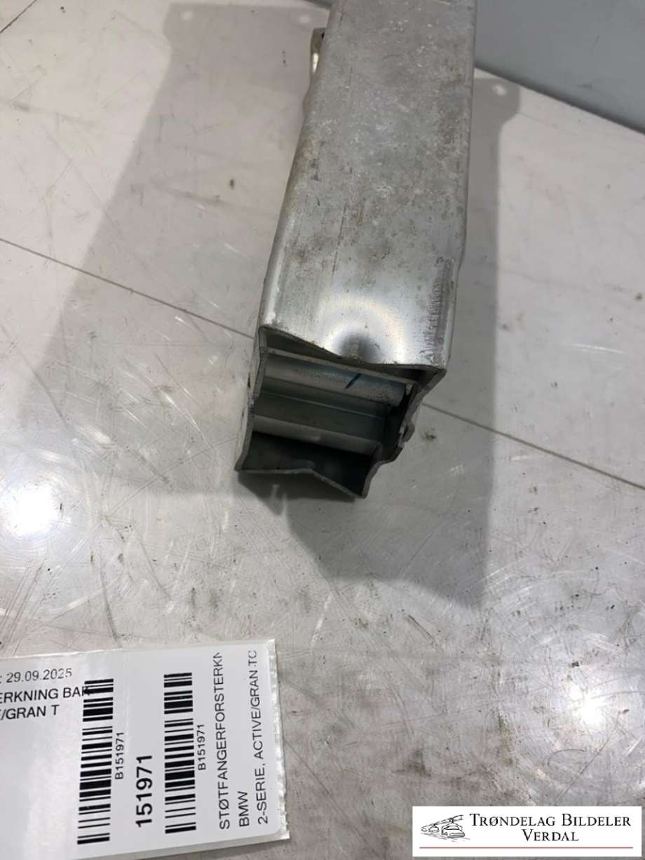 Støtfangerforsterkning foran til BMW 2-Serie, Active/Gran Tourer 2014-->> (F45/F46) (F45/F46) (511110031013|)