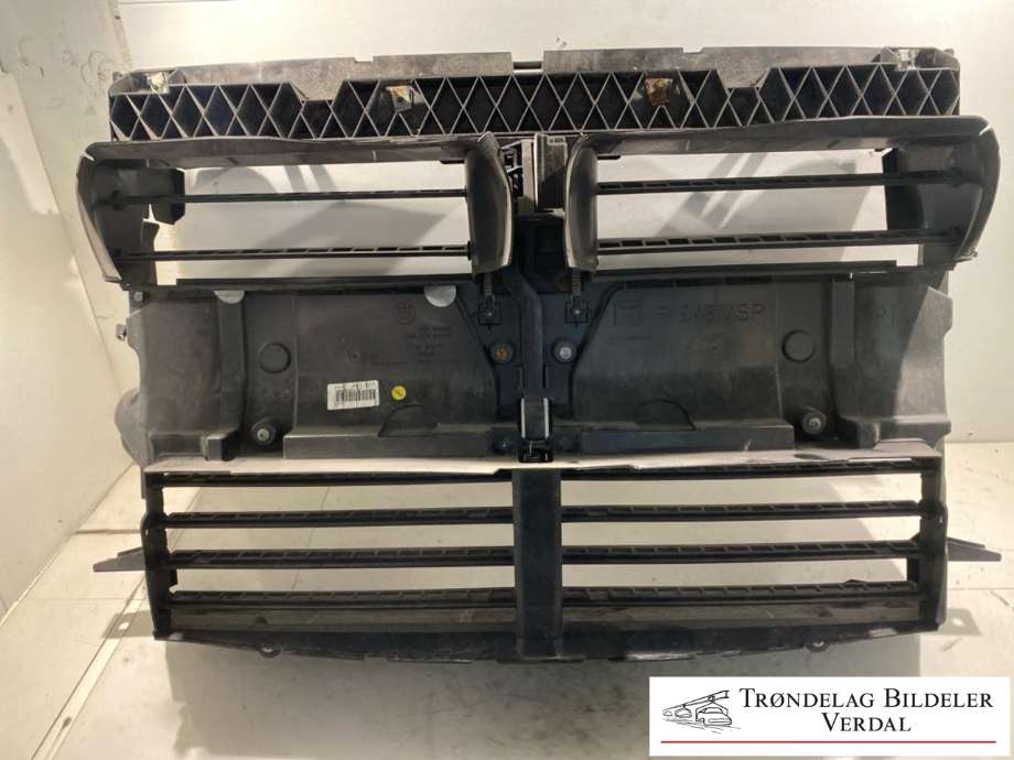 Frontplate til BMW 2-Serie, Active/Gran Tourer 2014-->> (F45/F46) (F45/F46) (51748058552|)