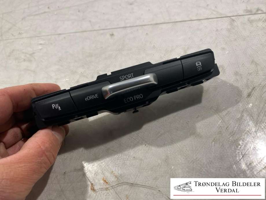 Bryter (ESP - Electronic Stability Program) til BMW 2-Serie, Active/Gran Tourer 2014-->> (F45/F46) (F45/F46) (61319392809|)