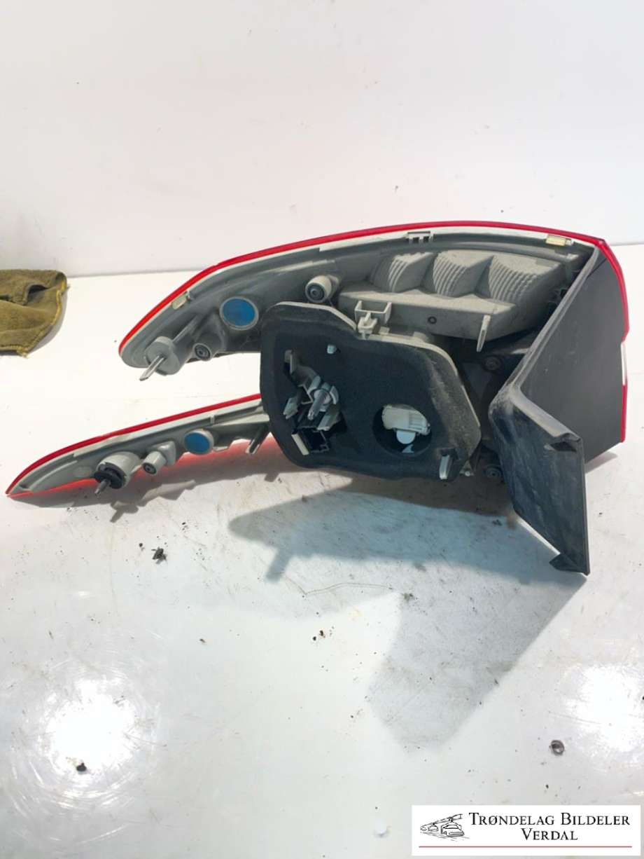 Baklykt høyre ytre til Peugeot 308 2013-2021 (Type II) (96 780 938 80|)