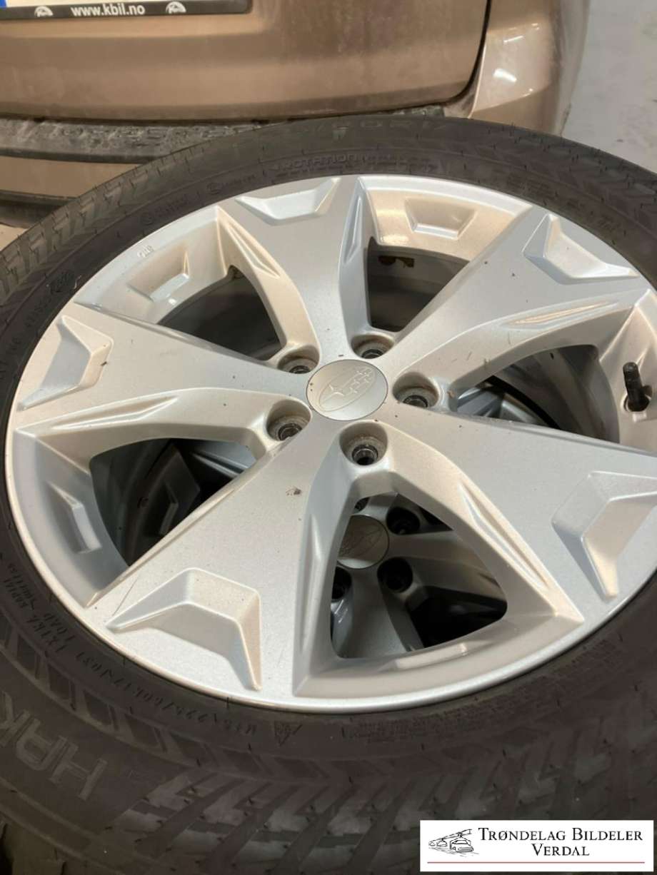 Hjulsett aluminium vinter til Subaru Forester 2013-2019 (Type IV)  (NOKIAN HAKKA 10|225/60R17|DOT: 2322|DYBDE: 8MM)