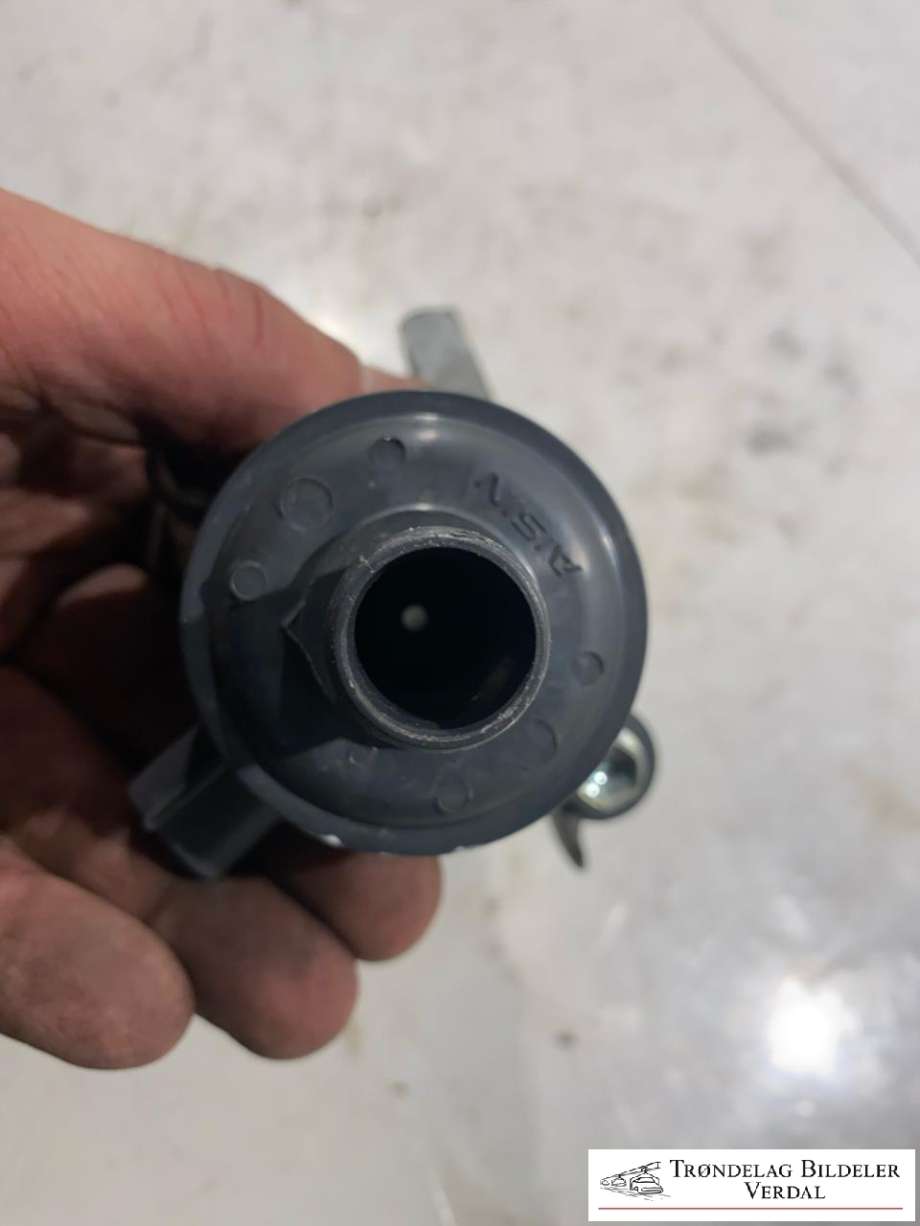 Ventil vann til Toyota Corolla 2019-->>  (2G26AJ0326|)