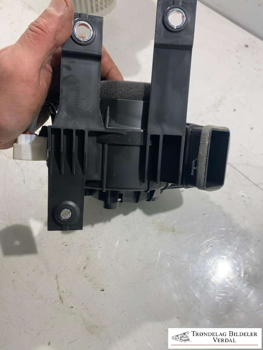 Varmeapparat motor bak til Toyota Corolla 2019-->>  (G923047050|)