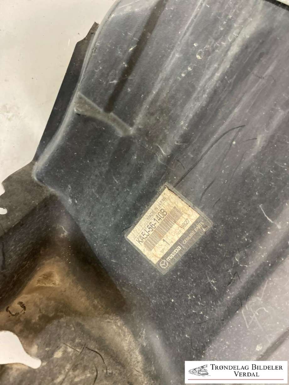 Skjerm locari høyre foran til Mazda CX-5 2012-2017 (Type I)  (K7016|)