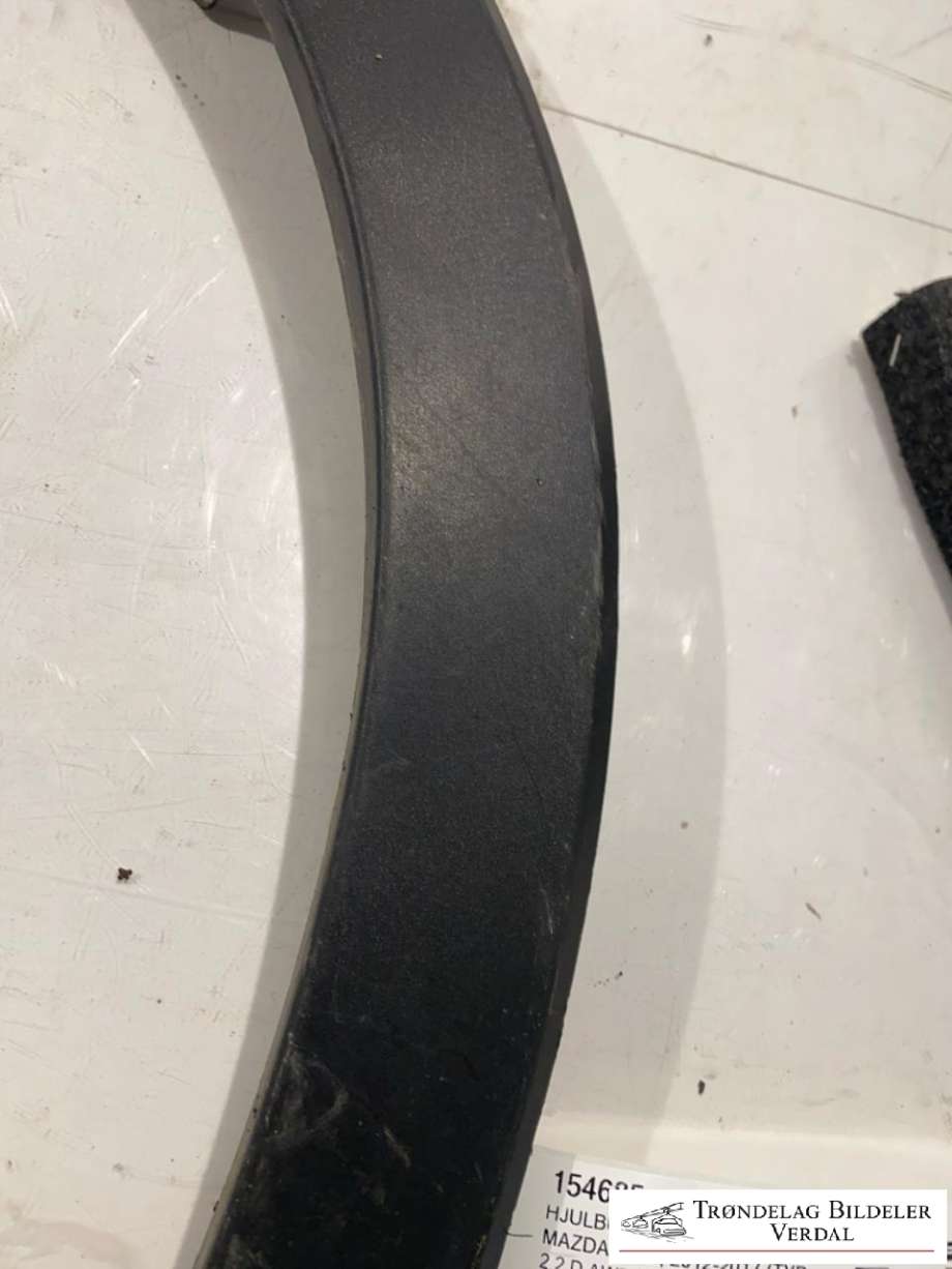 Hjulbuelist høyre foran til Mazda CX-5 2012-2017 (Type I)  (KD5351W21|)