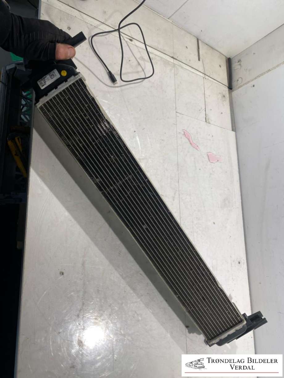 Radiator (manuell gir) til Škoda Rapid 2012-2019 (6C0121253B|)