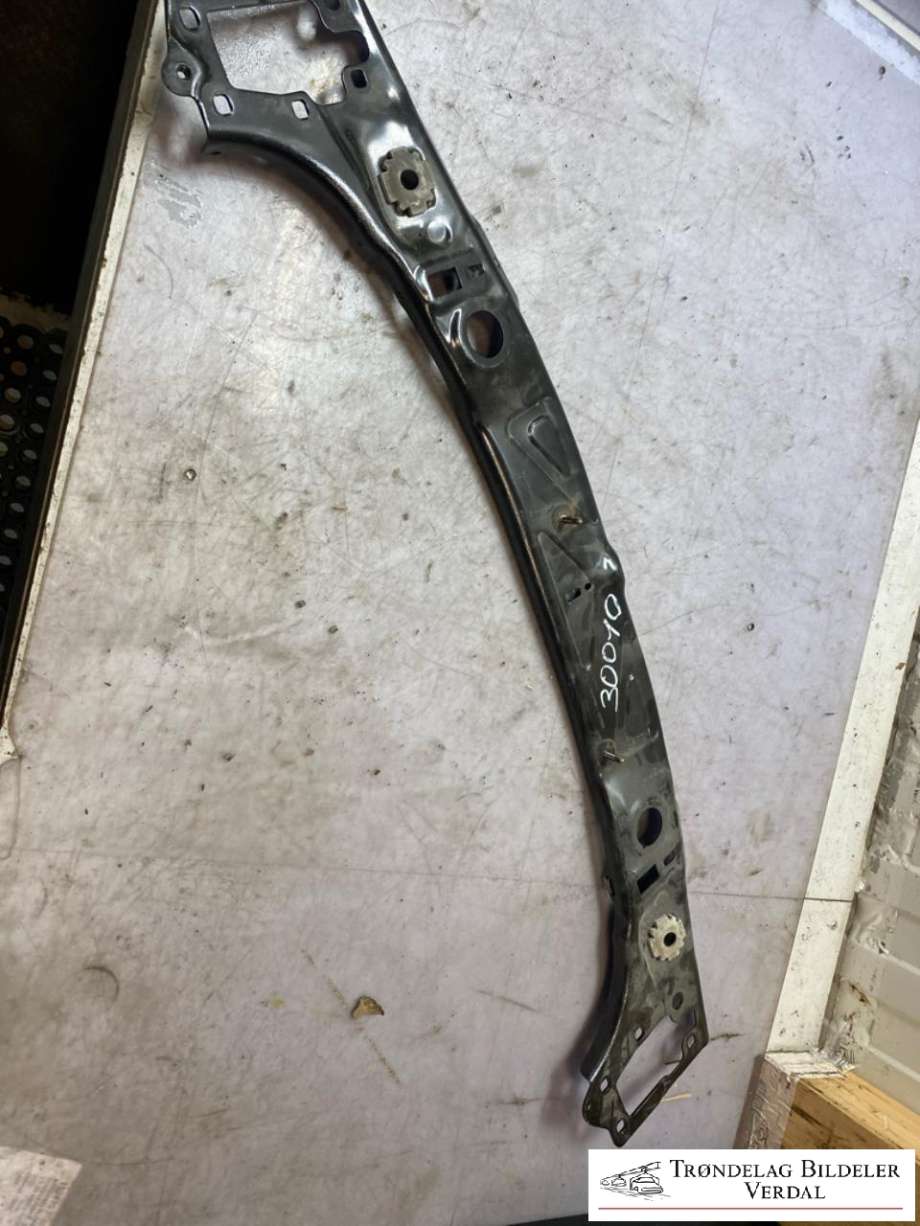 Frontplate øvre til BMW 2-Serie, Active/Gran Tourer 2014-->> (F45/F46) (F45/F46) (5164748484404|)