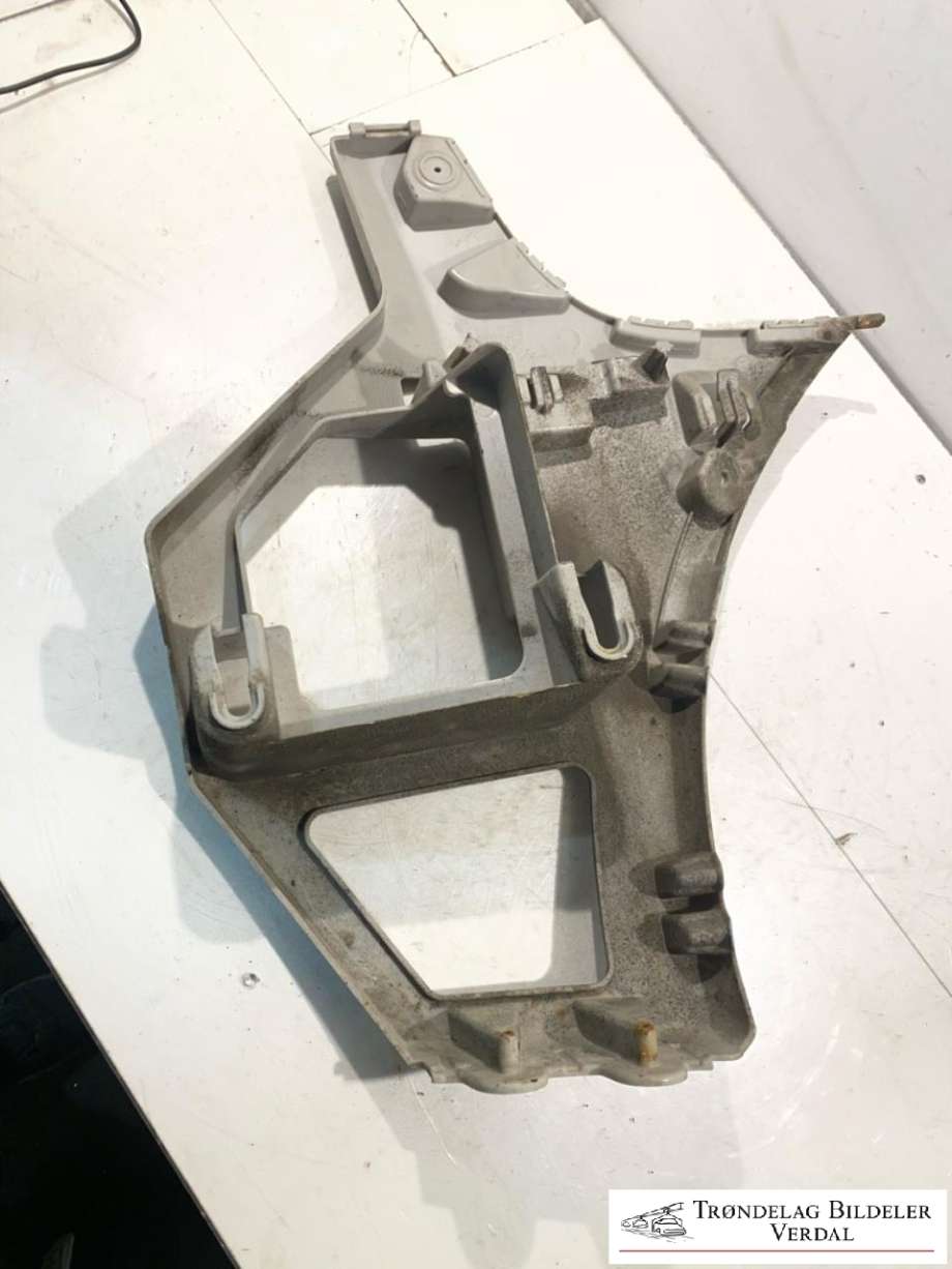 Deksel til BMW 2-Serie, Active/Gran Tourer 2014-->> (F45/F46) (F45/F46) (51128057909|)