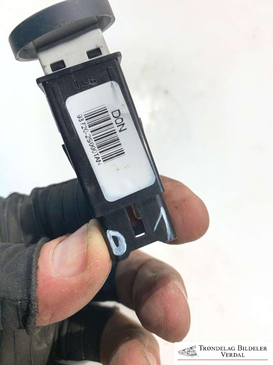 Bryter diverse til Hyundai Ix35 2010-2015  (937202S000|)