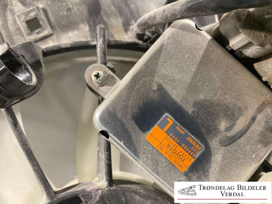 Kjølevifte elektrisk til Toyota RAV4 2016-2019 (Type IV, Fase 2) (TOYOTA/DENSO|1636336180|8925730110|)
