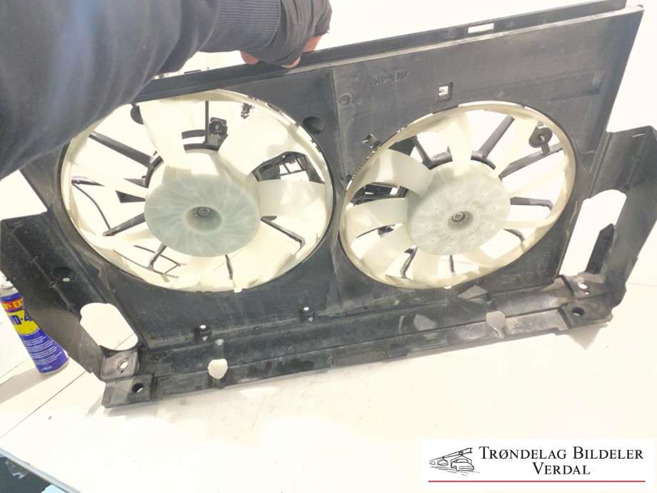 Kjølevifte elektrisk til Toyota RAV4 2016-2019 (Type IV, Fase 2)  (1636336180|2680007150|)