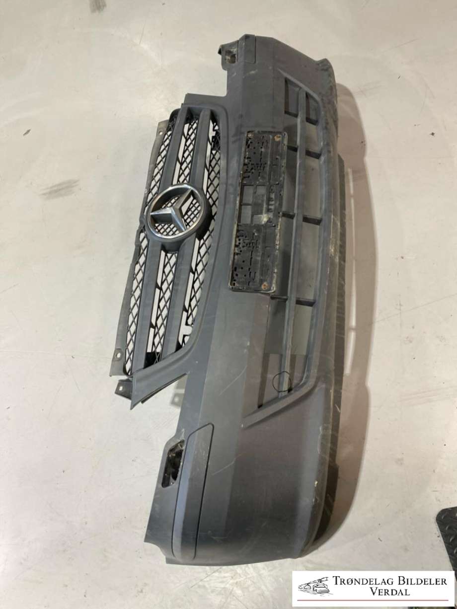 Støtfanger foran til Mercedes Vito/Viano, 2010-2014 (Fase 2) (W639) (W639)