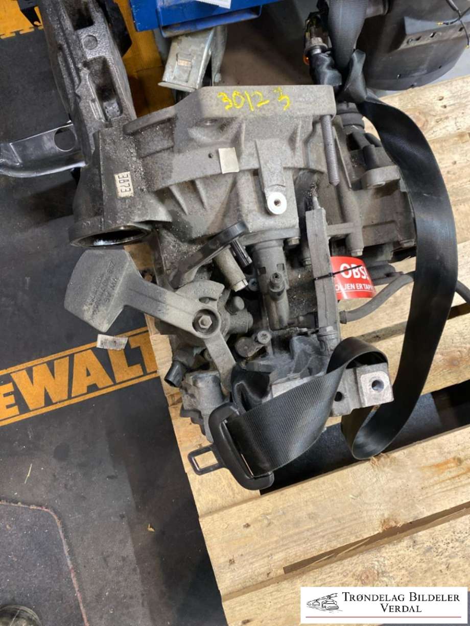 Girkasse manuell til VW Caddy, 2015-2020 (Type III, Fase 3) (0A4 300 050 J)