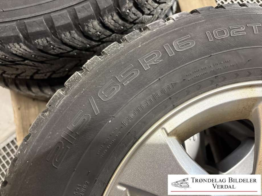 Hjulsett aluminium vinter til Volvo XC70 2014-2016 (Type II, Fase 2)  (NOKIA HAKKA 8|215/65R16|DOT: 3419|DYBDE 7MM)