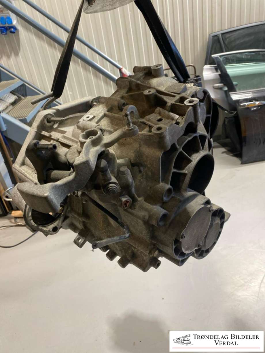 Girkasse manuell 6-trinn til VW Tiguan 2011-2016 (Type I, Fase 2) (0A6 300 045 M|0A6 300 045 MX|)