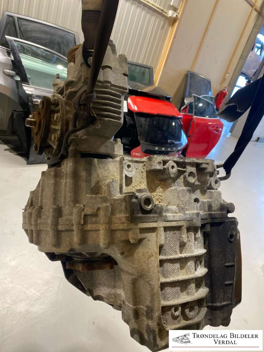 Girkasse manuell 6-trinn til VW Passat 2011-2015 (B7) (B7) (02E 300 011 GX|)