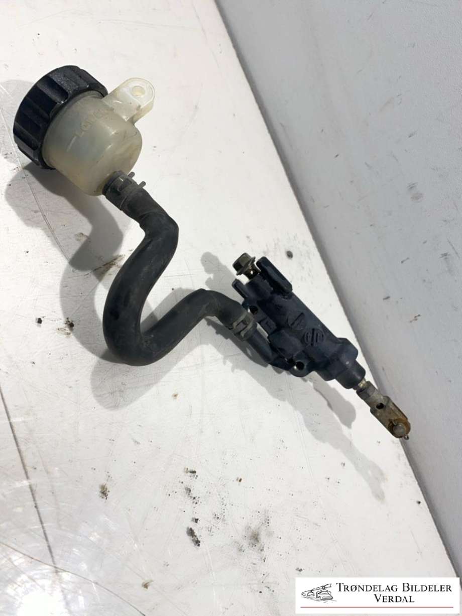 MC, Bremsepumpe bak til MC Yamaha YZF-R6 1999-2002