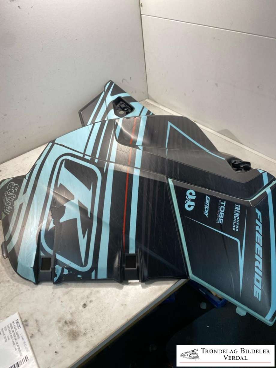 MC, Kåpe, høyre til Snøscooter Ski-Doo øvrige 0-->>  (517308863|)